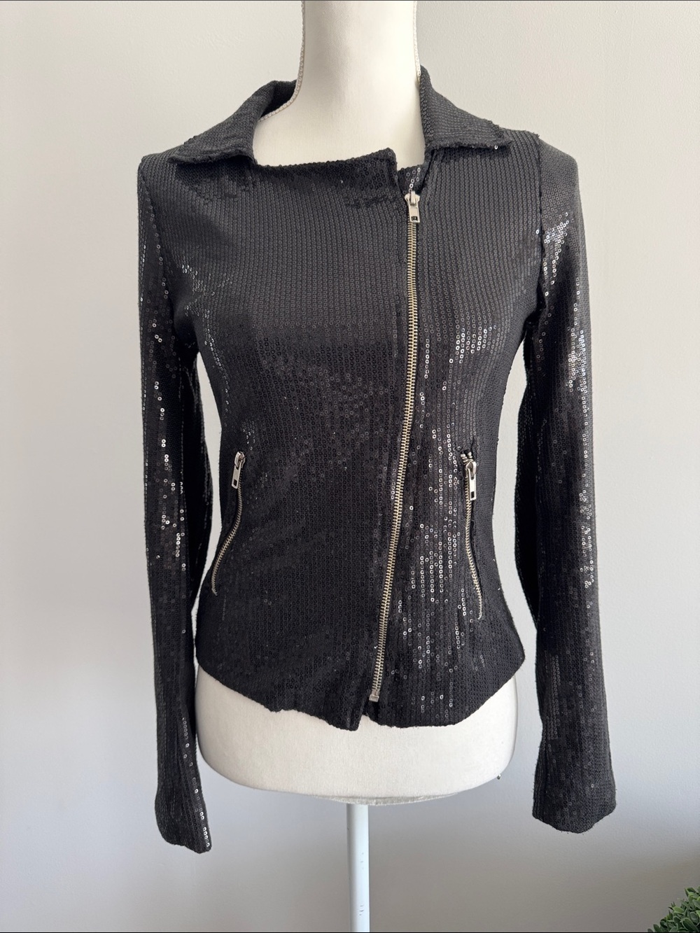Frederick's of Hollywood Black Sequin Zip-Front Jacket Sz S